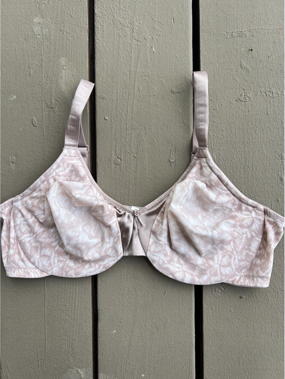 Olga 5006Z Cushioned Comfort Underwire Bra Unlined Underwire Womens 40C Pink